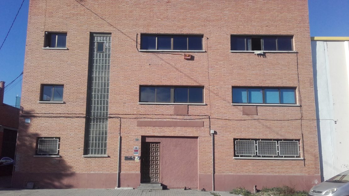 1004 FACHADA
