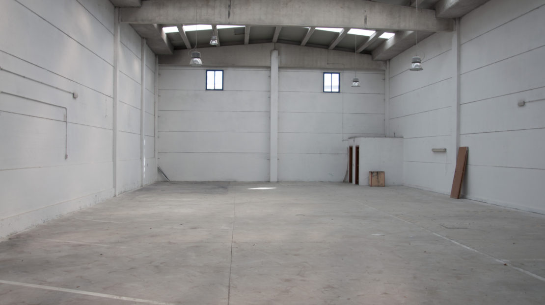nave en fuenlabrada