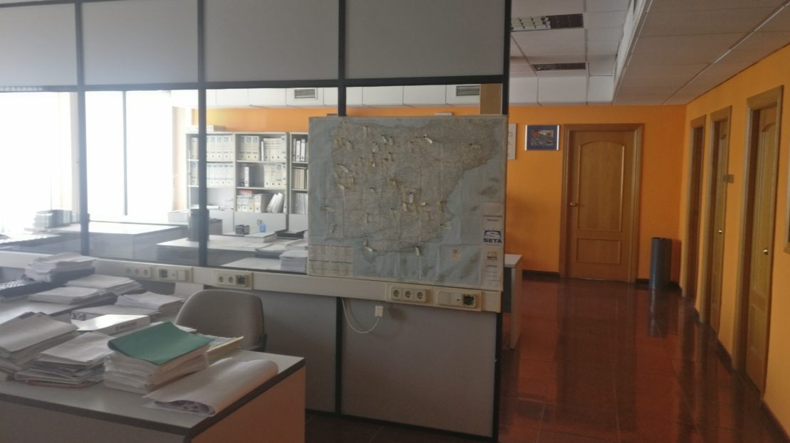 nave en venta con dos puentes grua