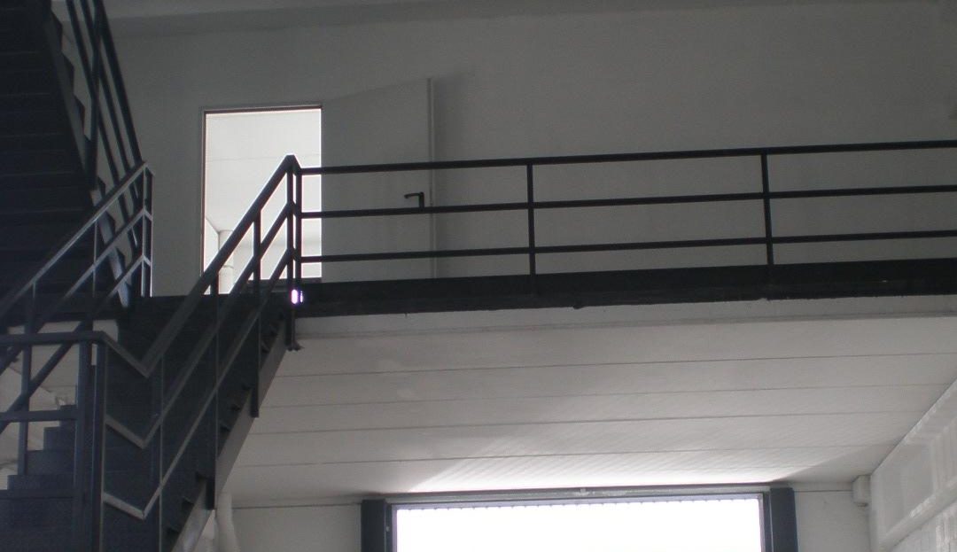 Nave en venta en San Fernando de Henares 4