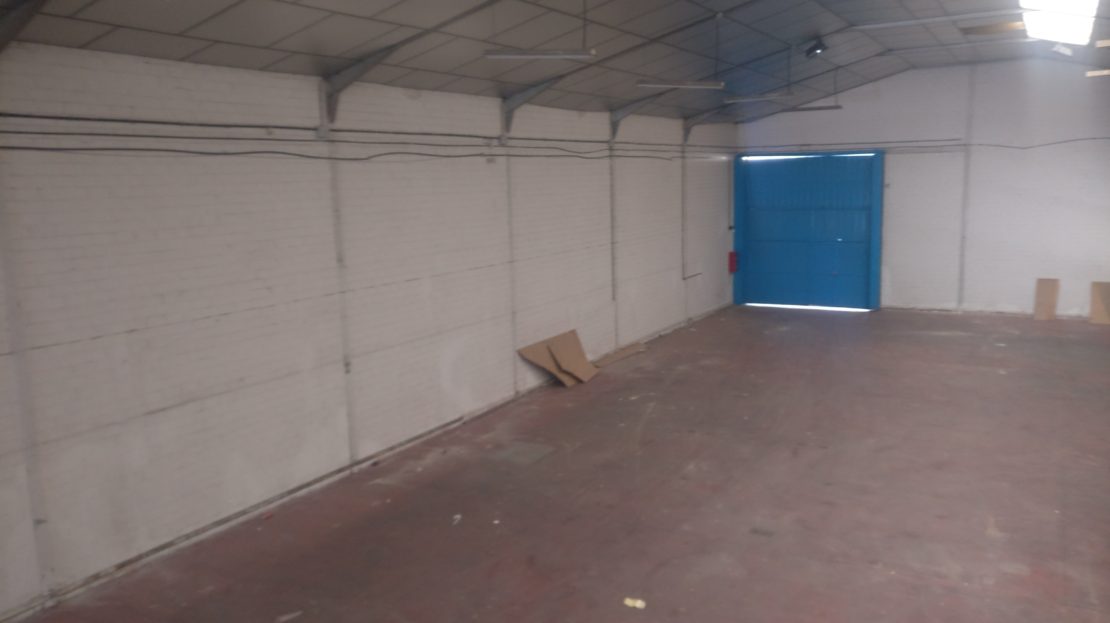 naves en san fernando de hemnares
