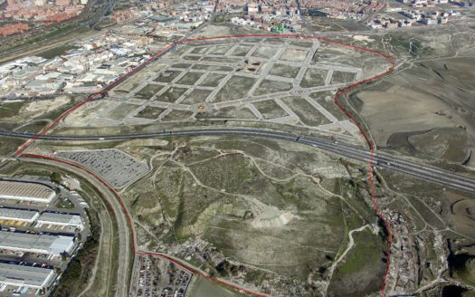 SOLAR INDUSTRIAL EN VALLECAS