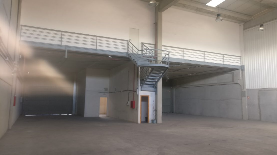 NAVE EN ALQUILER EN LEGANES