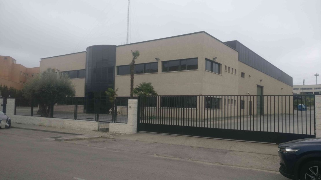 nave en alquiler en leganes 1