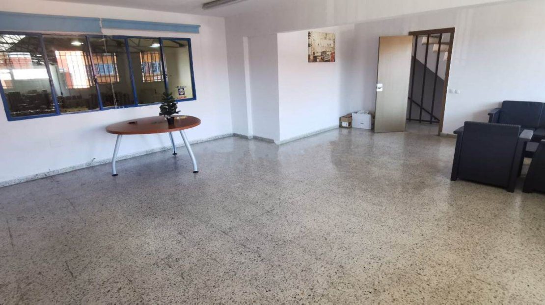 nave venta fuenlabrada 2