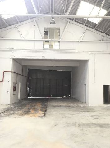 Nave alquiler venta Madrid Capital Vallecas1 1