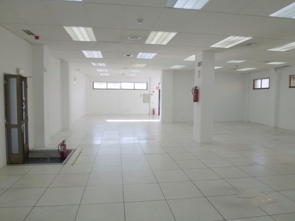 Naves venta alquiler San Agustín de Guadalix9 2 4