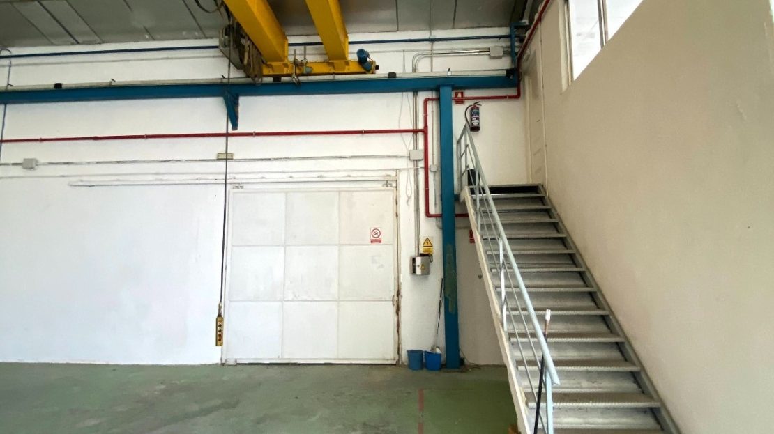 NAVE EN FUENLABRADA 3 1