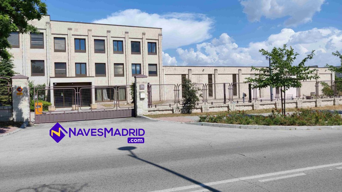 nave en tres cantos