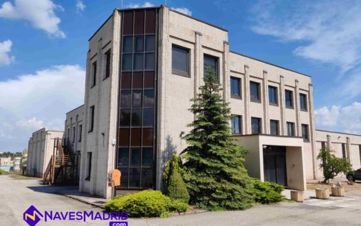 nave en venta en tres cantos 1
