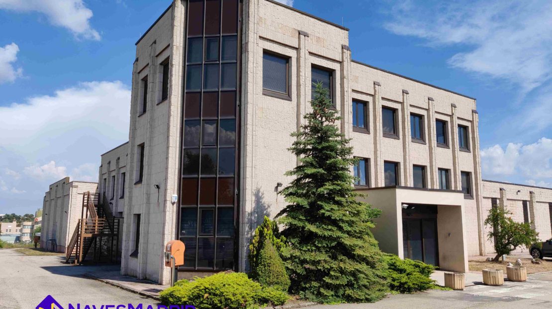 nave en venta en tres cantos
